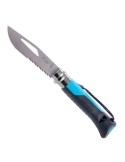 Canivete Opinel Outdoor azul com lâmina serrilhada e apito de emergência para aventuras.