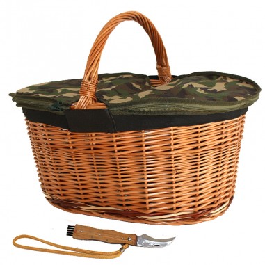 Pack Basket and Knife 6