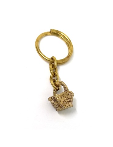 Elegant Brass Wicker Basket Keychain 2