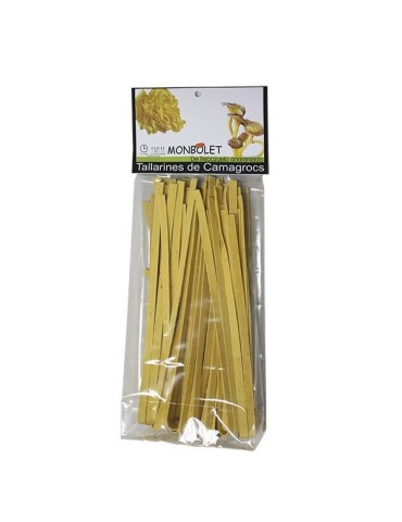 Yellow trumpet noodles