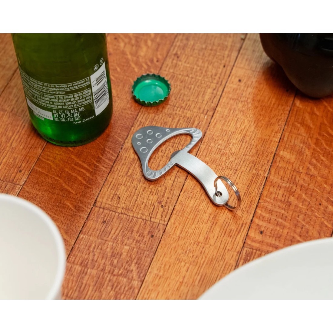 Porte-clés décapsuleur en forme de champignon