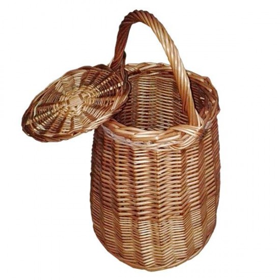 Wicker snail basket with lid