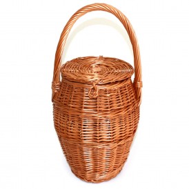 Small wicker snail basket with lid
