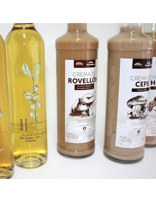 Lot of mycological liqueurs 01
