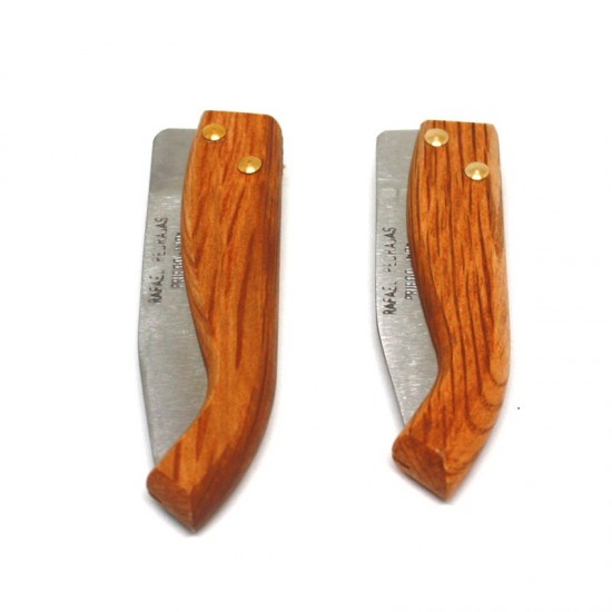 Pedrajas oak barrelled pocket knife