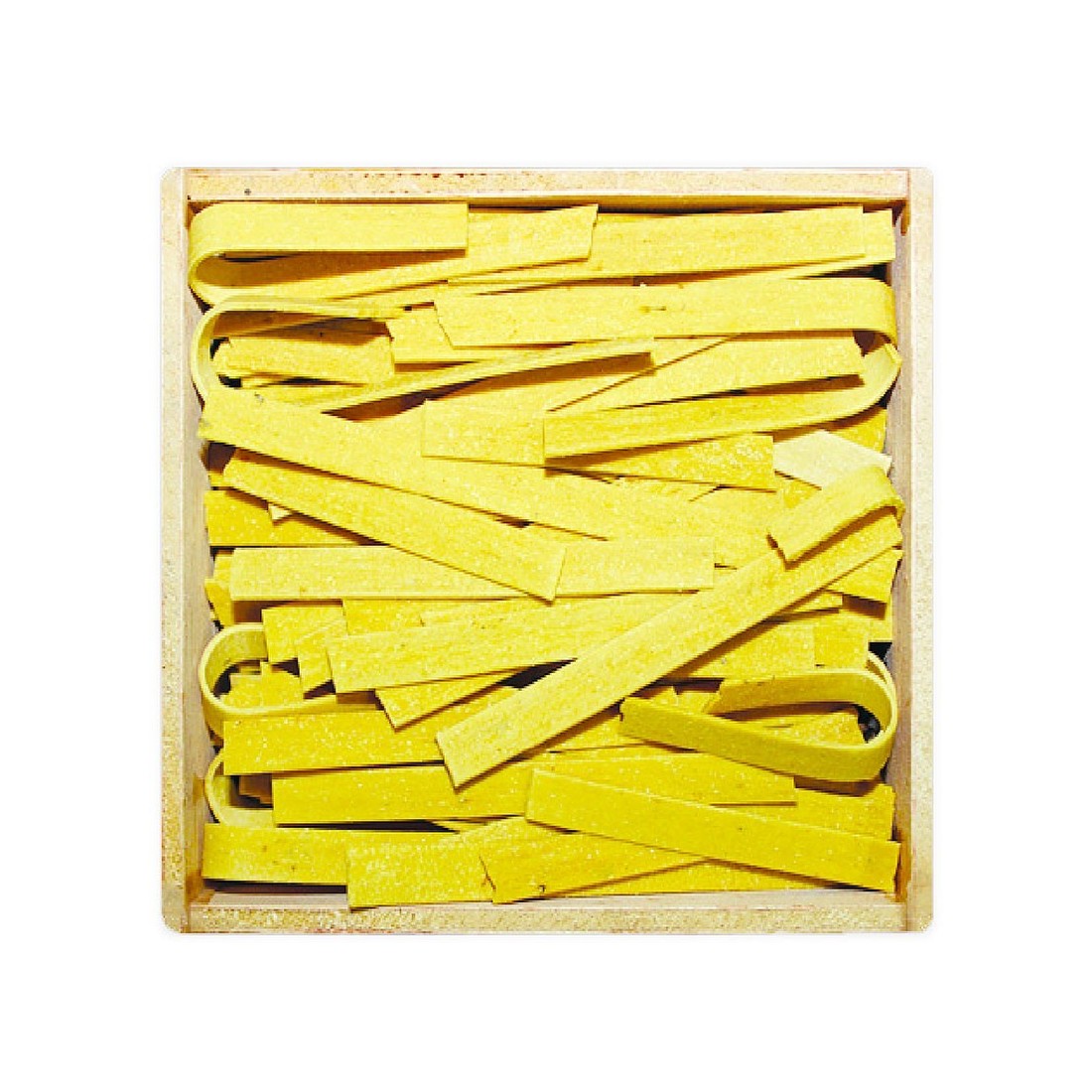 Nouilles à trompette jaune en vrac